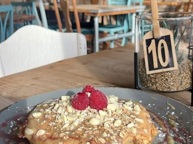lolfa-cafe-llandeilo (1)-kireth-ai